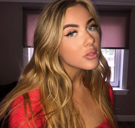 Photo nue de fuite OnlyFans de Misseviekada