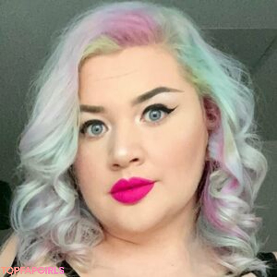 Photo nue de fuite OnlyFans de Curvysjay #2 Photo nue de fuite OnlyFans de Curvysjay #2