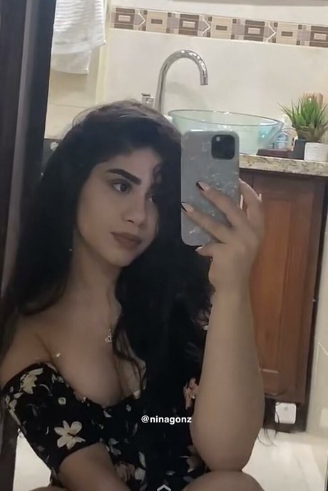 Photo nue de fuite OnlyFans de Ninagonz