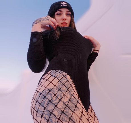 Photo nue de fuite OnlyFans de Babysaraxoxo
