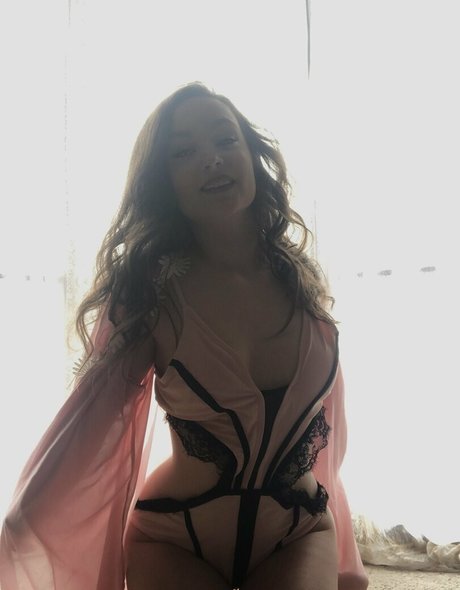 Photo nue de fuite OnlyFans de Brunetteheadbaddie