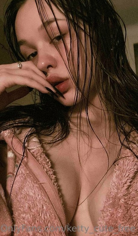 Photo nue de fuite OnlyFans de Kettycutefree