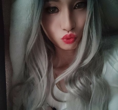 Lola Bunny