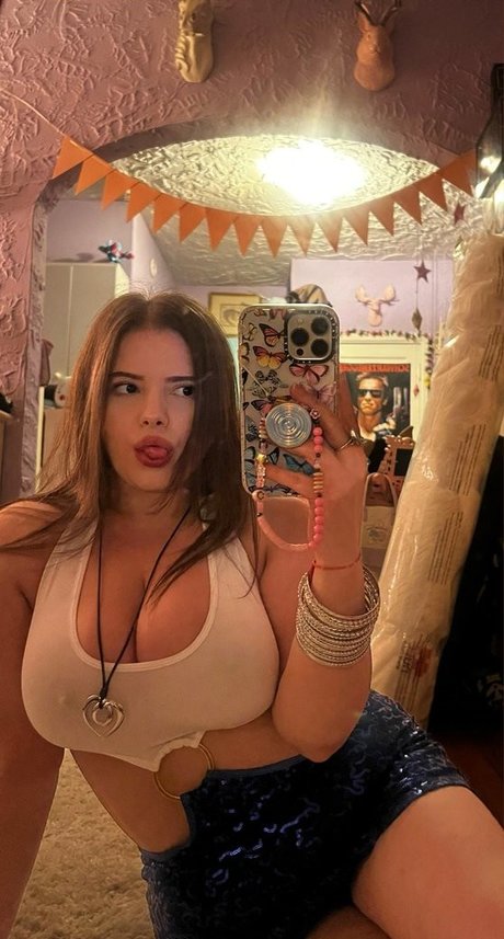 Vanessinator