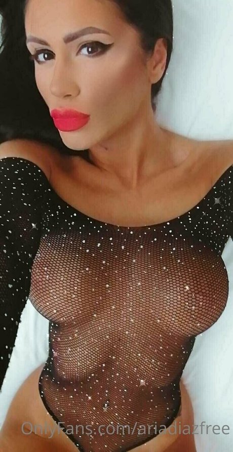 Photo nue de fuite OnlyFans de Ariadiazxxx