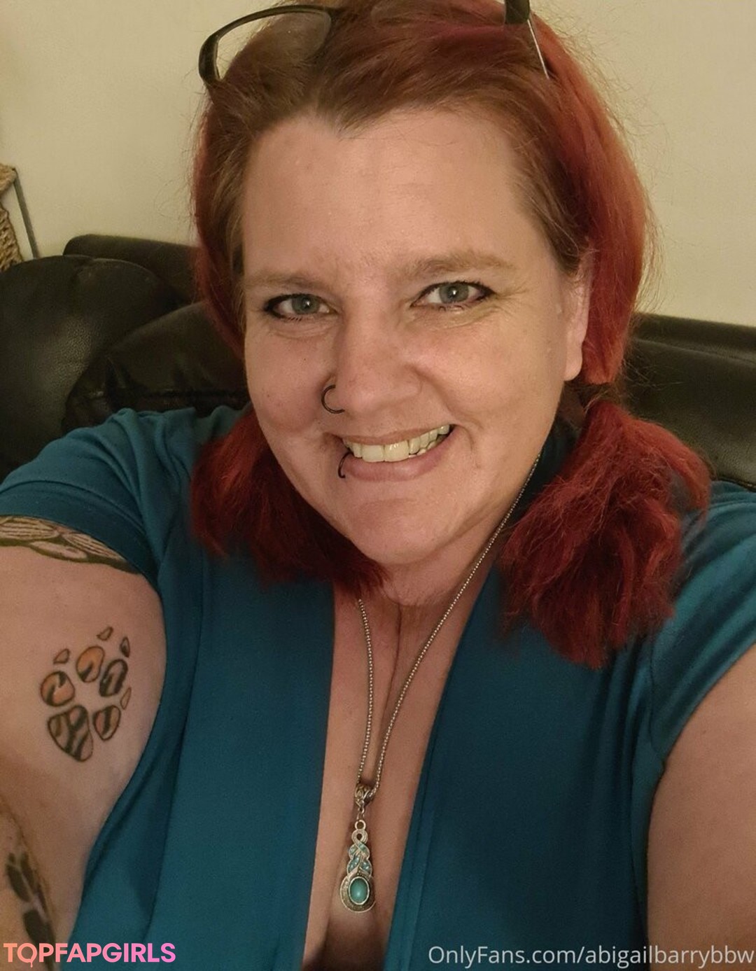 Photo nue de fuite OnlyFans de Abigailbarrybbw #32 Photo nue de fuite OnlyFans de Abigailbarrybbw #32