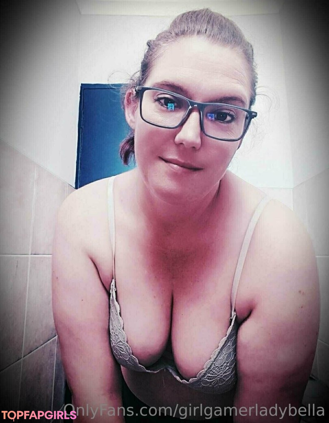 Photo nue de fuite OnlyFans de Girlgamerladybella #50 Photo nue de fuite OnlyFans de Girlgamerladybella #50