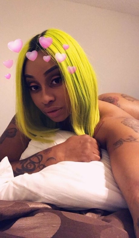 Photo nue de fuite OnlyFans de Monroesweets