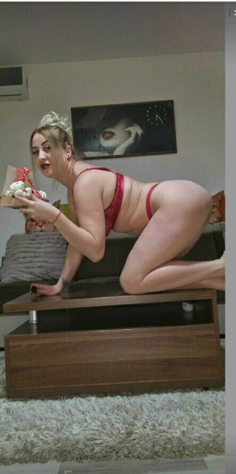Photo nue de fuite OnlyFans de Samira
