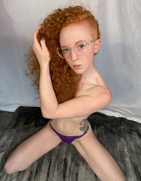 Thatredheadedgirl6
