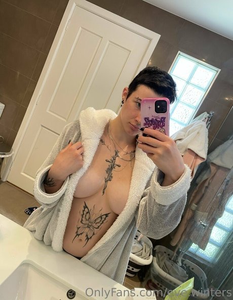 Photo nue de fuite OnlyFans de Evewinters