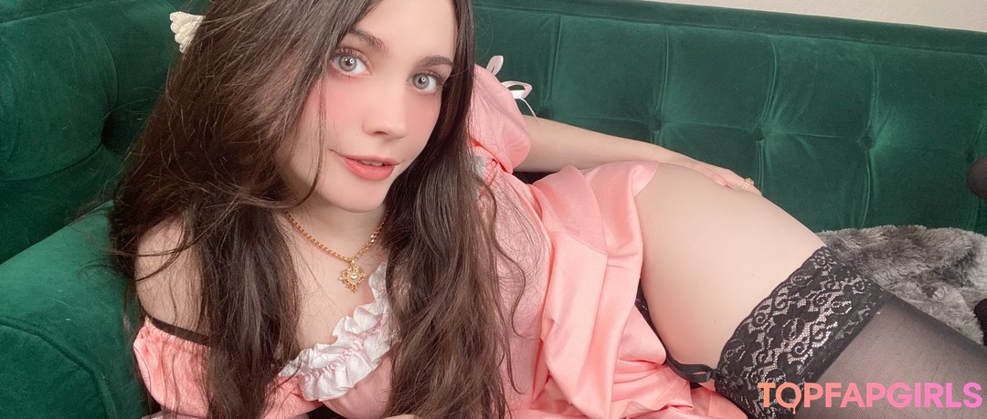 Photo nue de fuite OnlyFans de Adinaluna #126 Photo nue de fuite OnlyFans de Adinaluna #126