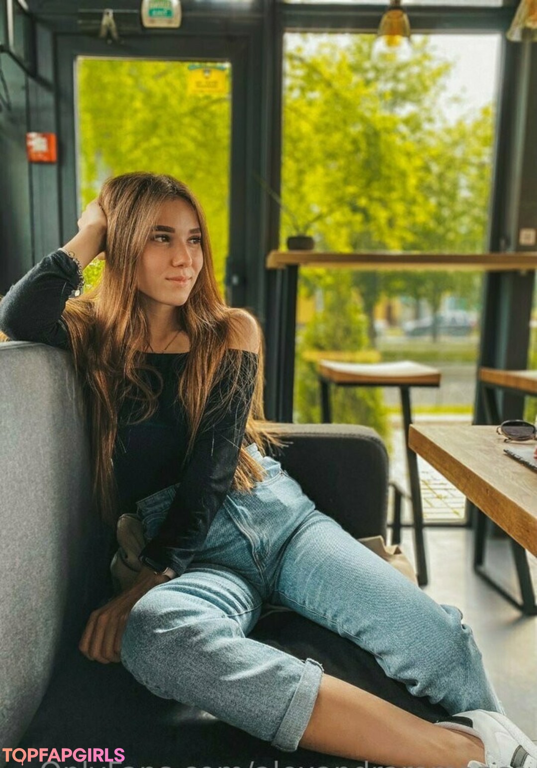 Photo nue de fuite OnlyFans de Alexandraromance #68 Photo nue de fuite OnlyFans de Alexandraromance #68