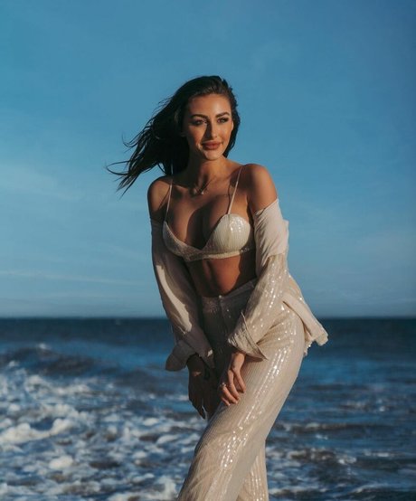 Chloe Veitch