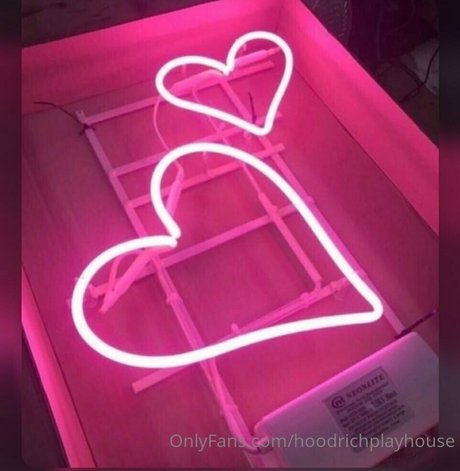 Photo nue de fuite OnlyFans de Hoodrichplayhouse