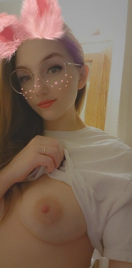 Photo nue de fuite OnlyFans de Aevimari