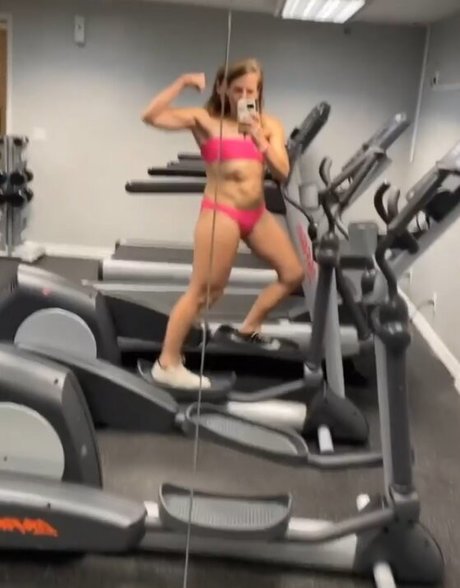 Photo nue de fuite OnlyFans de Ali Spagnola