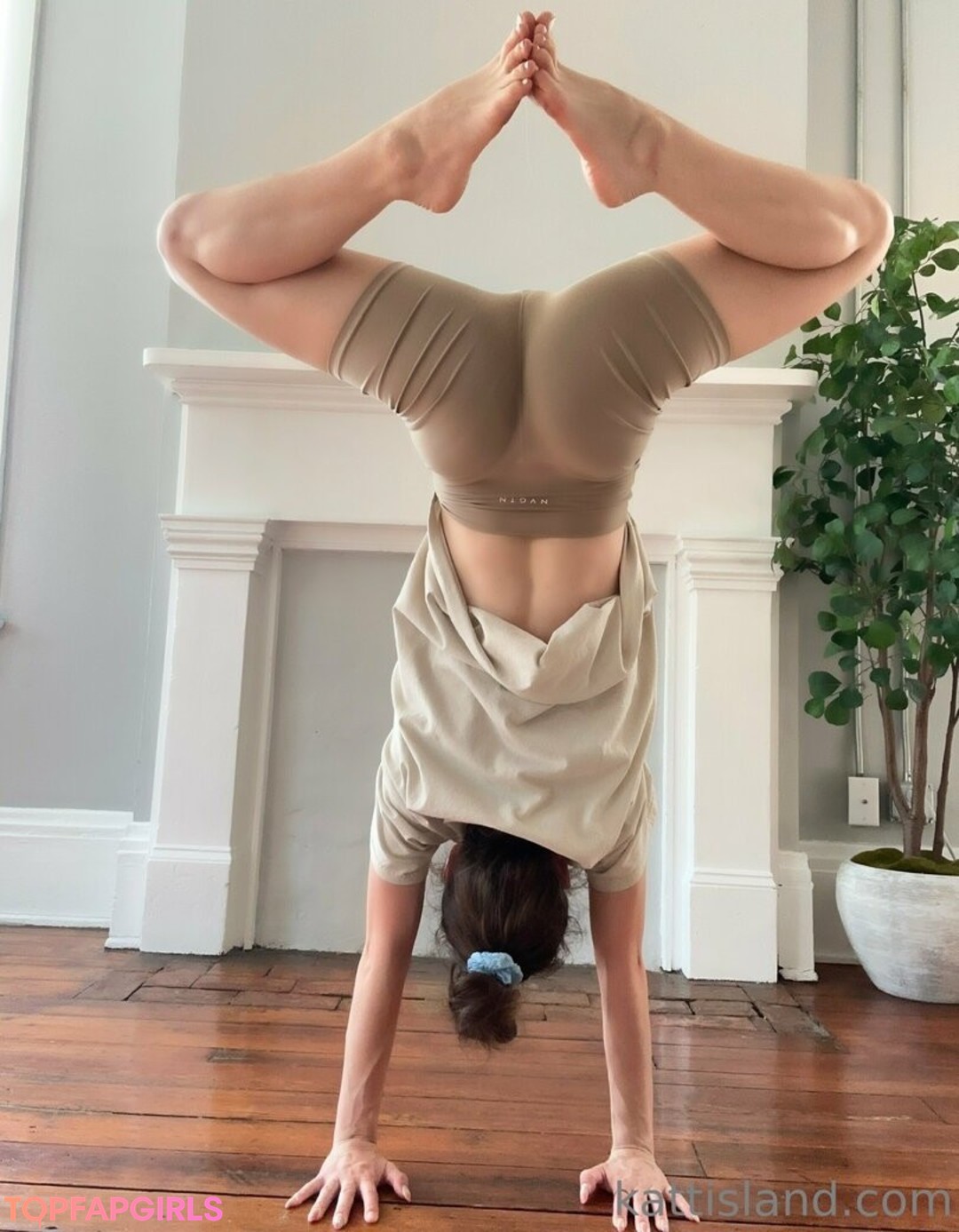 Photo nue de fuite OnlyFans de Kattinthehatfree #148 Photo nue de fuite OnlyFans de Kattinthehatfree #148