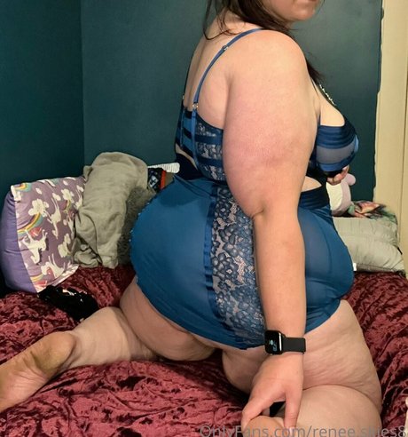 Reneeskies8