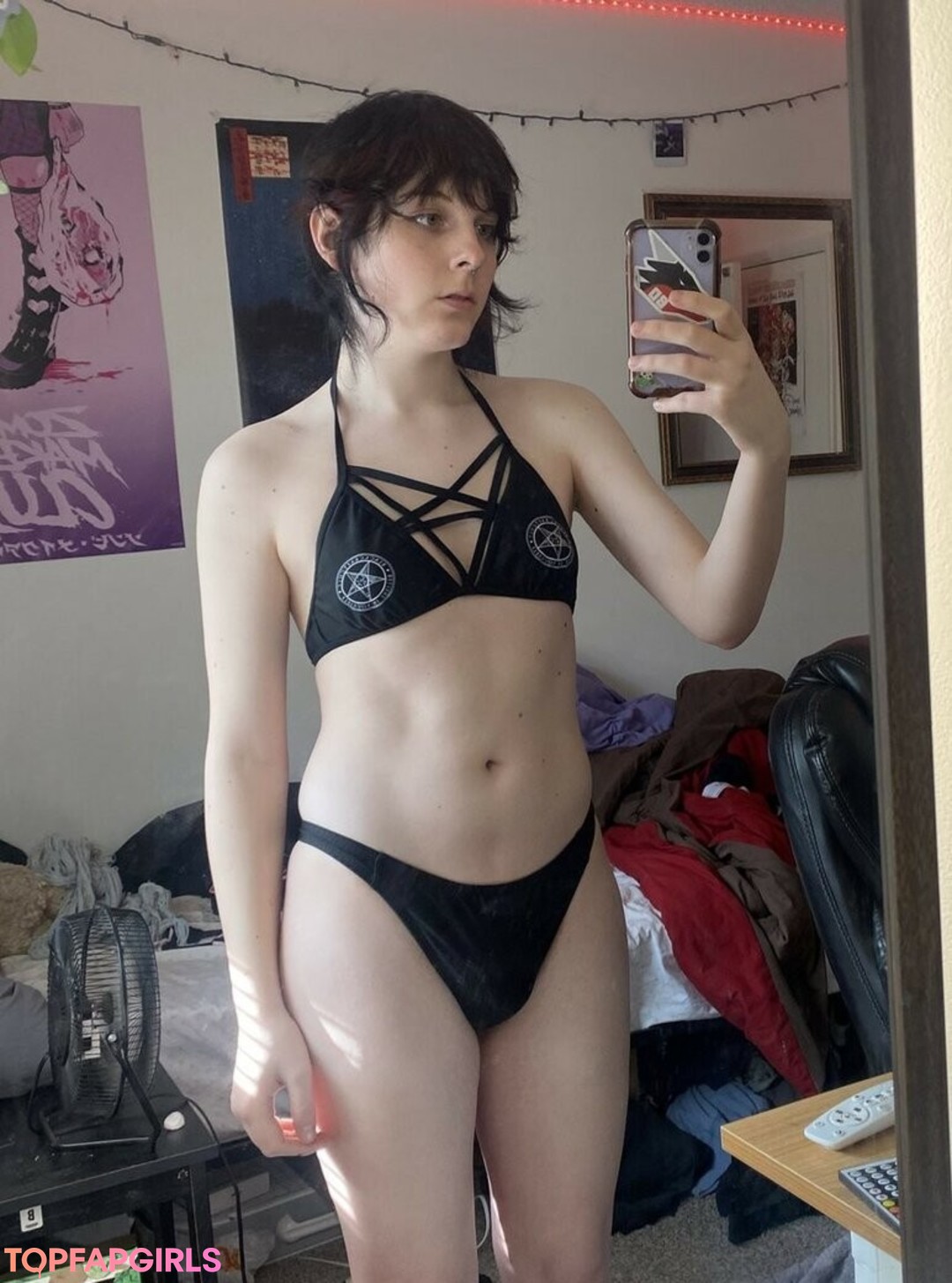 Photo nue de fuite OnlyFans de Ghostlovecraft #35 Photo nue de fuite OnlyFans de Ghostlovecraft #35