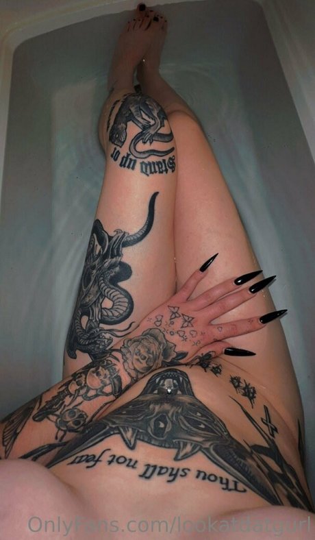 Photo nue de fuite OnlyFans de Lookatdatgurl