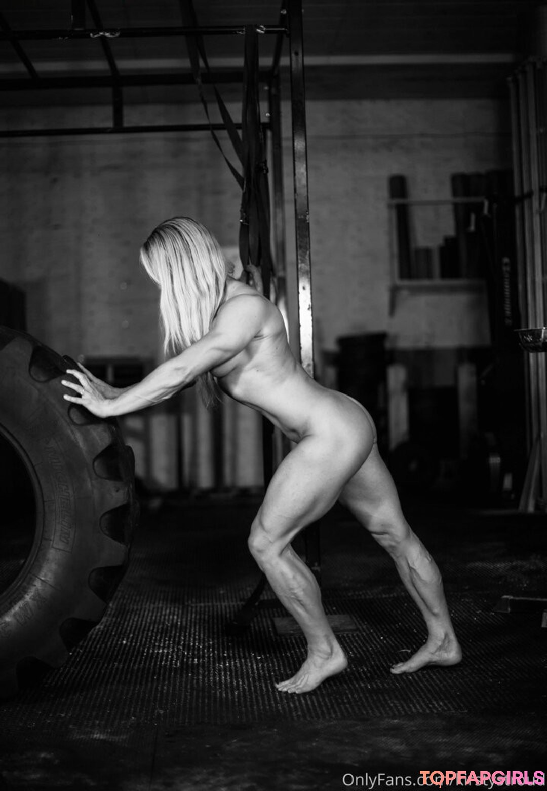 Photo nue de fuite OnlyFans de Musclegirl31 #36 Photo nue de fuite OnlyFans de Musclegirl31 #36