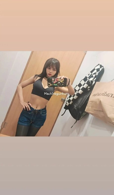 Photo nue de fuite OnlyFans de Kuro Emma