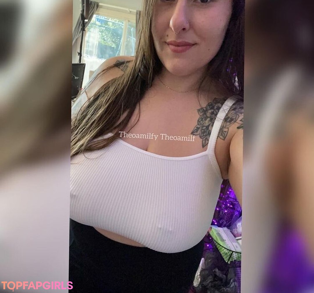 Photo nue de fuite OnlyFans de Theoamilf #2 Photo nue de fuite OnlyFans de Theoamilf #2