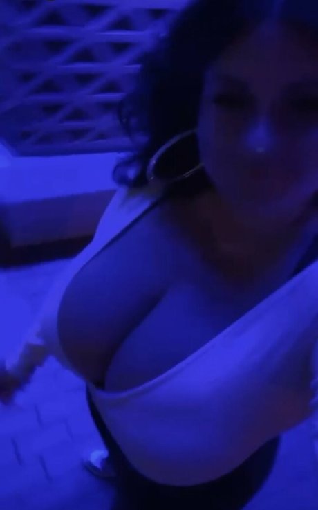 Photo nue de fuite OnlyFans de Mila Pink