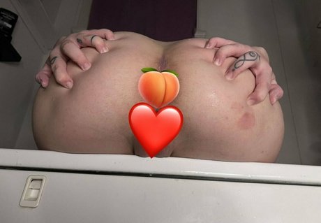 Tattooedbiatchfree