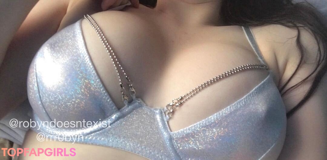 Photo nue de fuite OnlyFans de Robyn #1 Photo nue de fuite OnlyFans de Robyn #1