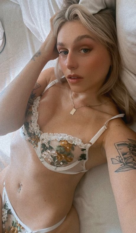 Photo nue de fuite OnlyFans de Honeypotvip