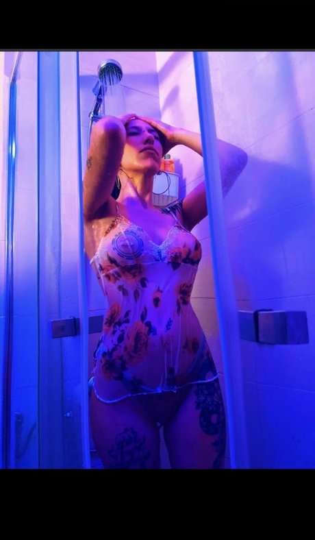 Photo nue de fuite OnlyFans de Missmushrooms
