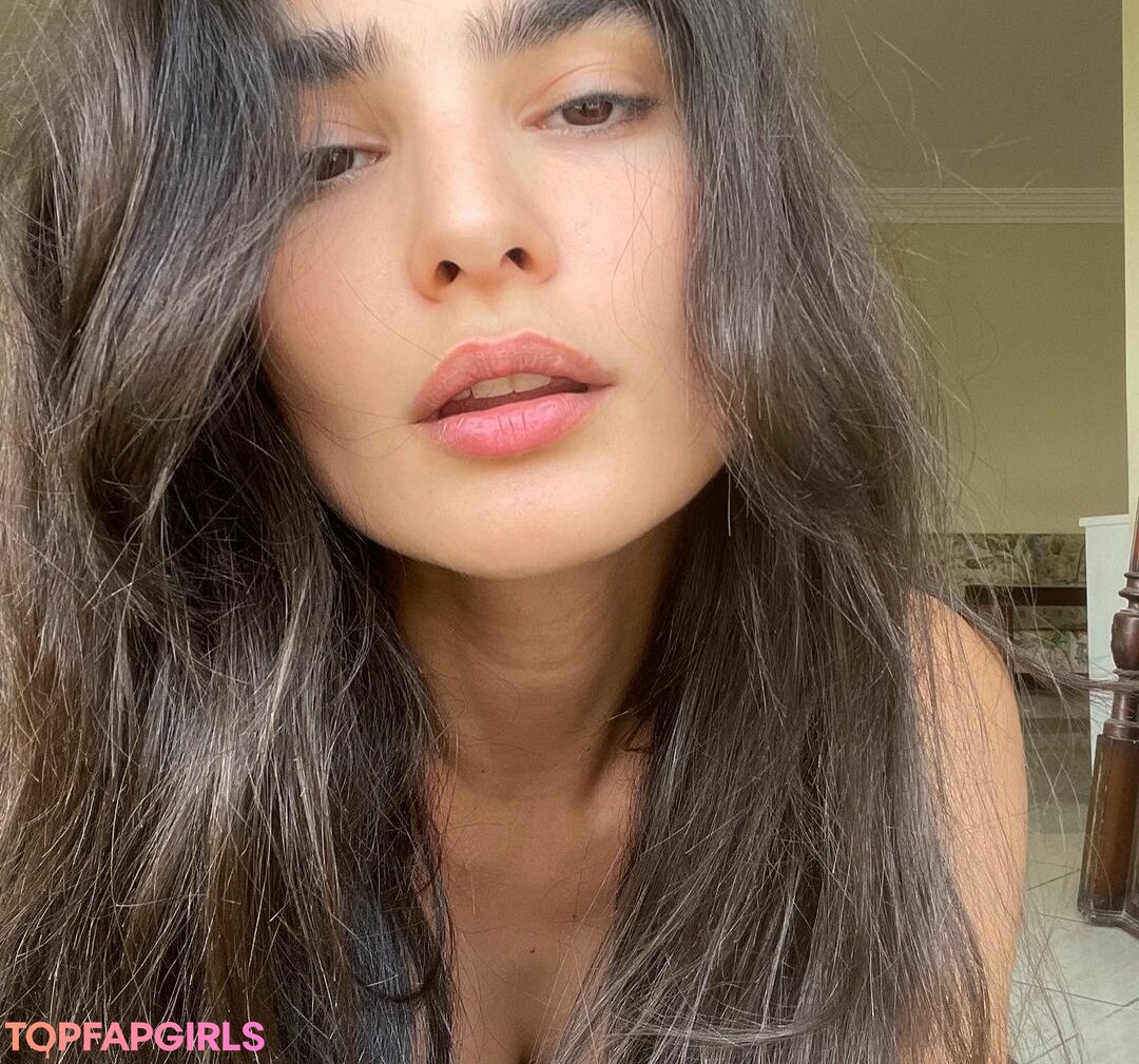 Photo nue de fuite OnlyFans de Maria Julia Vieira #15 Photo nue de fuite OnlyFans de Maria Julia Vieira #15