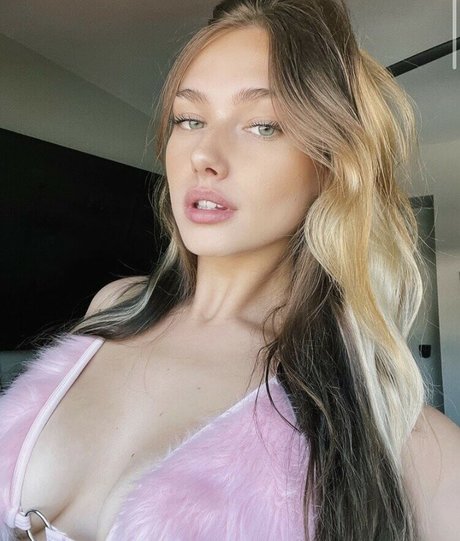 Mollyomaliamollyomaliaaa