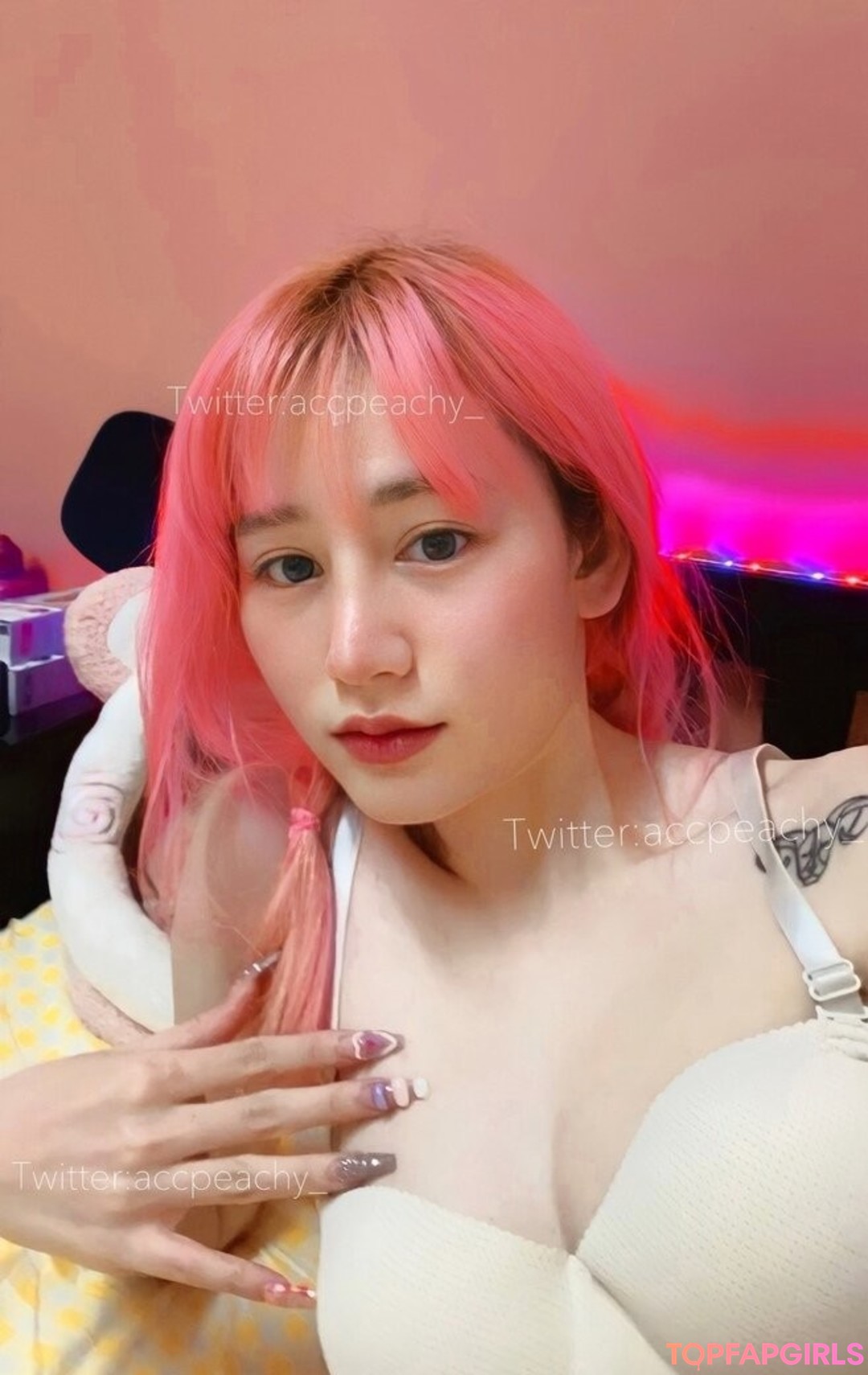 Photo nue de fuite OnlyFans de Accpeachyy #9 Photo nue de fuite OnlyFans de Accpeachyy #9