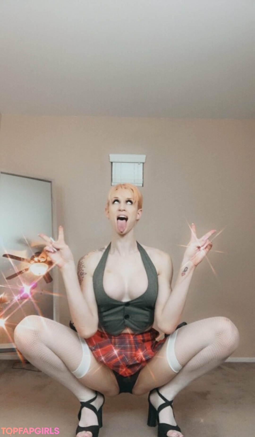 Photo nue de fuite OnlyFans de Aphroditeadams #188 Photo nue de fuite OnlyFans de Aphroditeadams #188