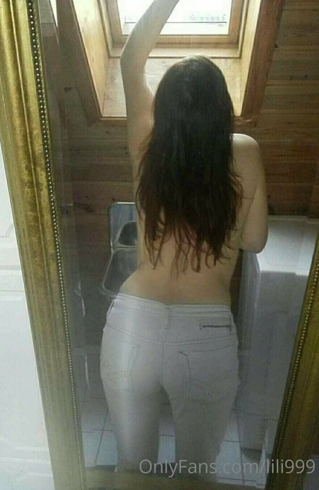 Photo nue de fuite OnlyFans de Lili999