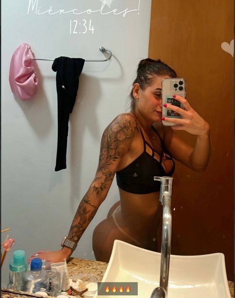 Photo nue de fuite OnlyFans de Cintia Colombino