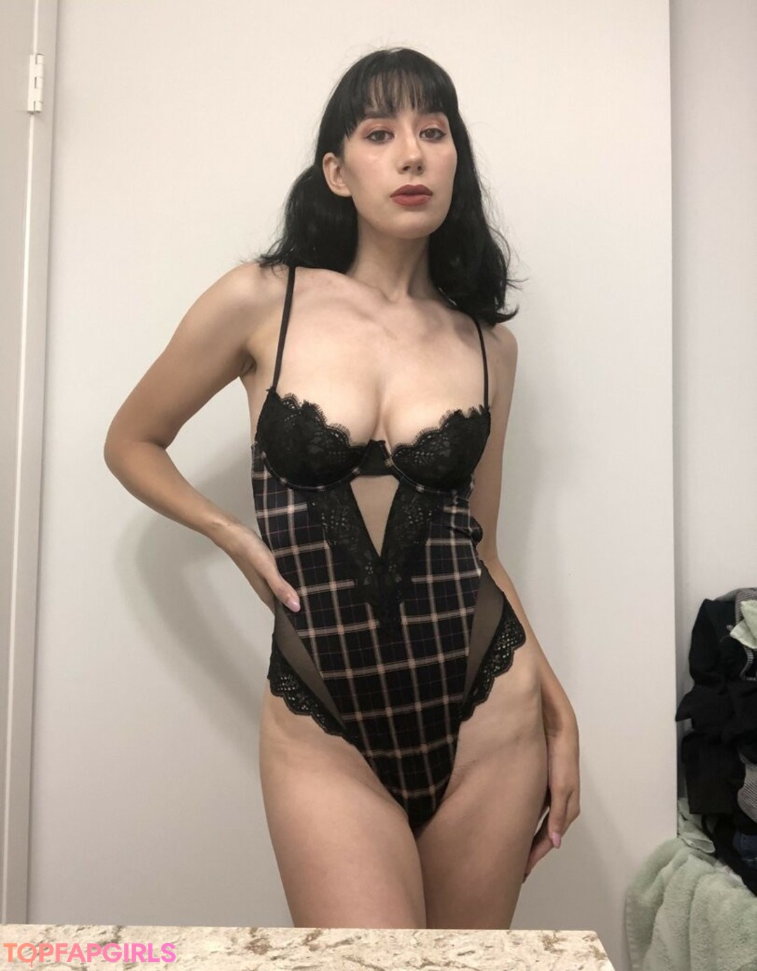 Photo nue de fuite OnlyFans de Chloetaylorlauren #1 Photo nue de fuite OnlyFans de Chloetaylorlauren #1