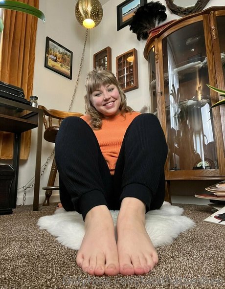 Tabithatoesfree