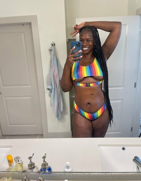 Therealchocolateminnie