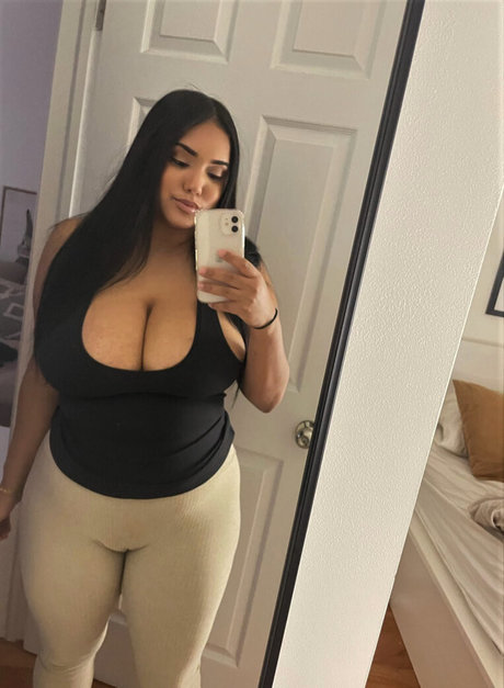 Photo nue de fuite OnlyFans de Mynamesydalia