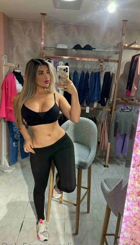 Photo nue de fuite OnlyFans de Jennifermisha