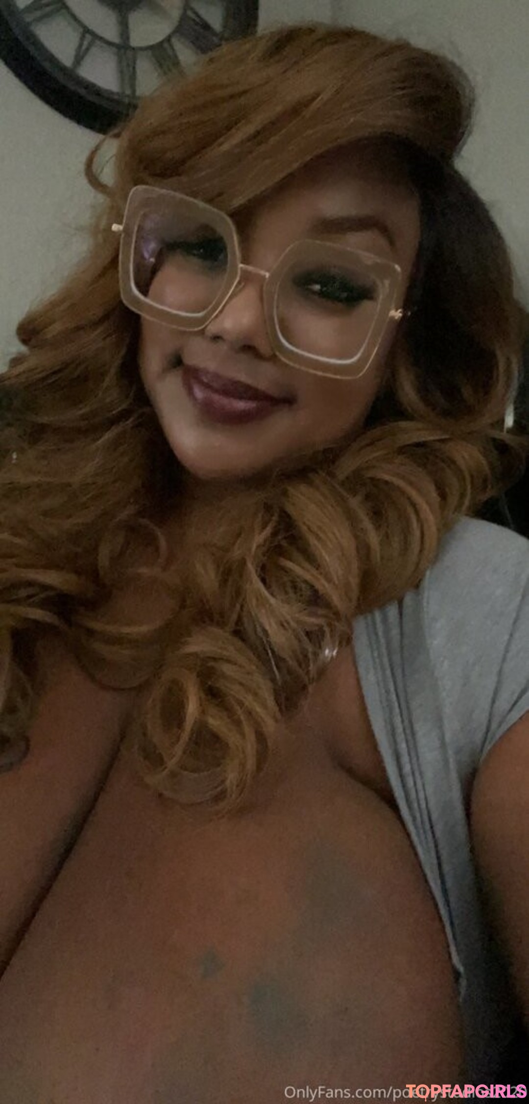 Photo nue de fuite OnlyFans de Poetrystudiosnetwork #44 Photo nue de fuite OnlyFans de Poetrystudiosnetwork #44