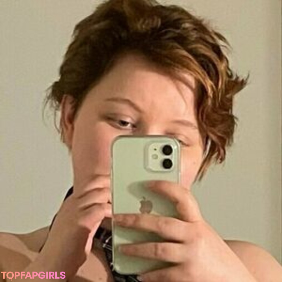Photo nue de fuite OnlyFans de Emmamarshmellow #18 Photo nue de fuite OnlyFans de Emmamarshmellow #18