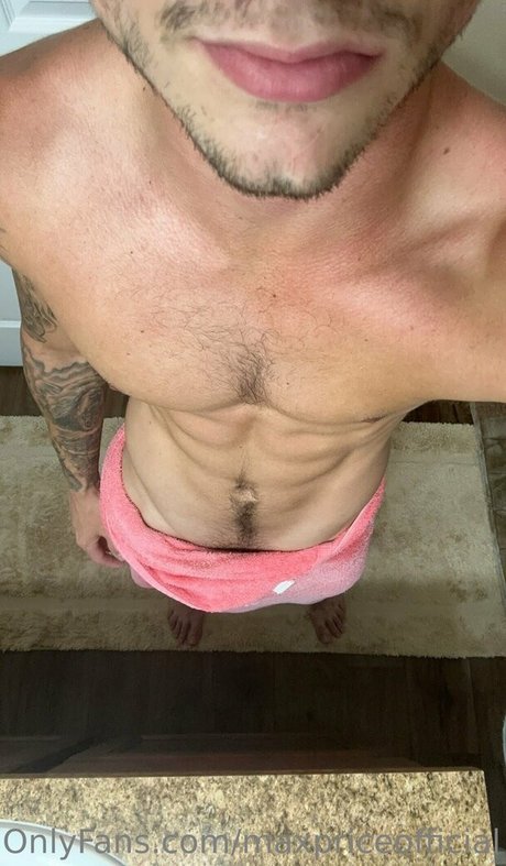 Photo nue de fuite OnlyFans de Maxpriceofficial