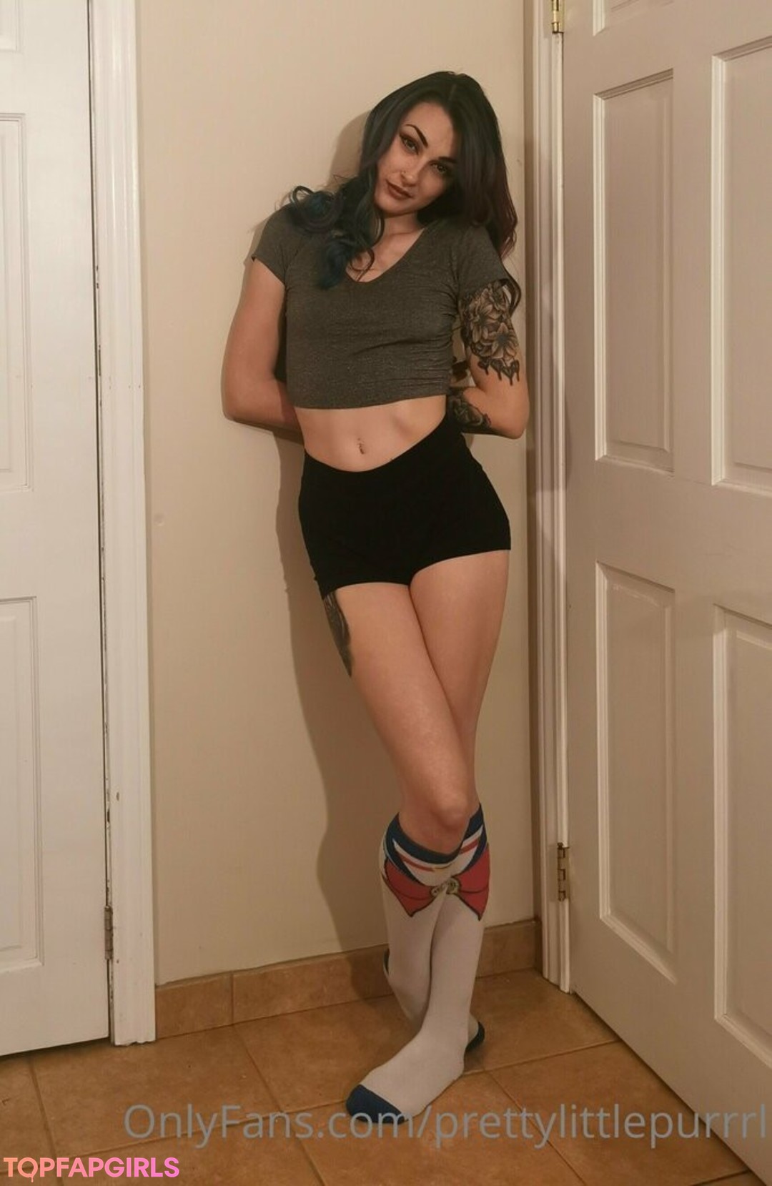 Photo nue de fuite OnlyFans de Prettylittlepurrrl #22 Photo nue de fuite OnlyFans de Prettylittlepurrrl #22