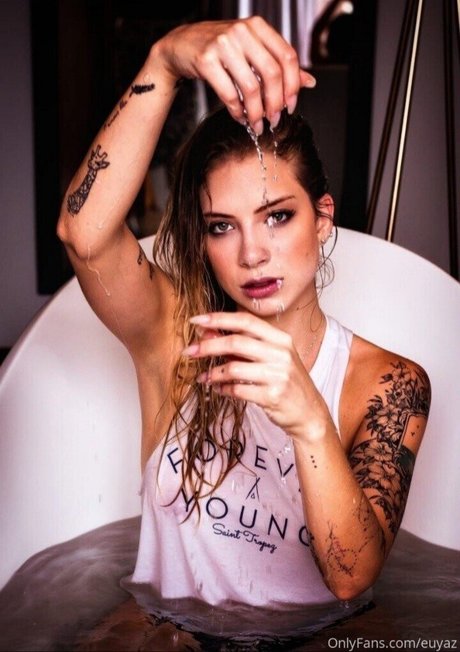 Photo nue de fuite OnlyFans de Euyaz