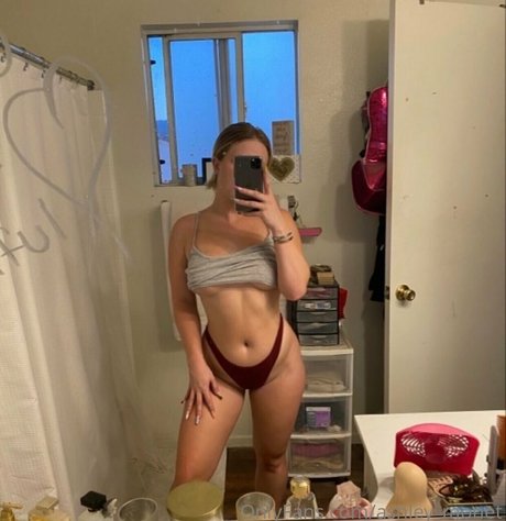 Photo nue de fuite OnlyFans de Ashley Monet